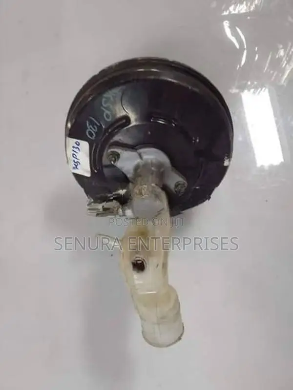 Toyota Vitz KSP130 Brake Booster