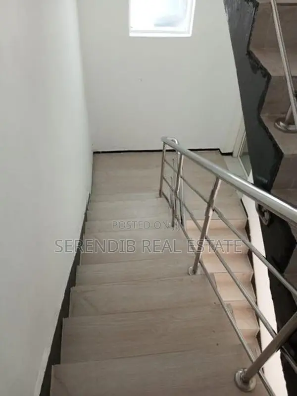 Commercial Building Sale in Dehiwala
