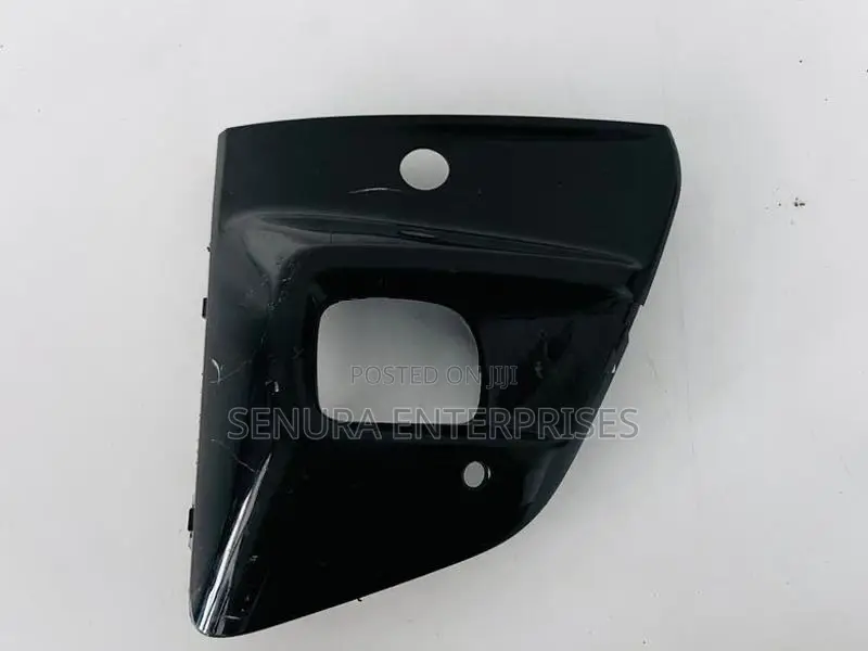 NISSAN ROOX B44A FOG LIGHT COVER R/H