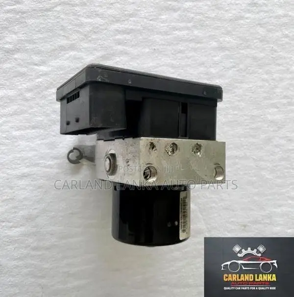 BMW E90 320i 2009 ABS Pump USED