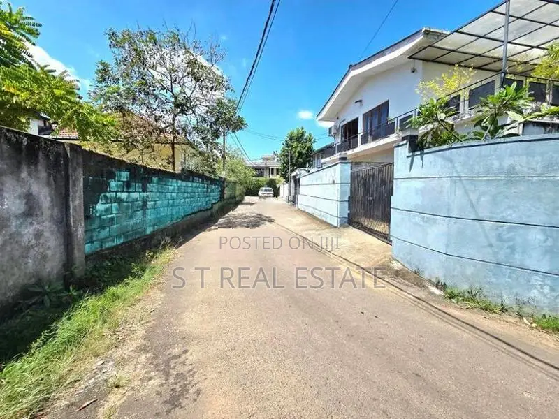 21.30P High Residential Bare Land For Sale In Nawala