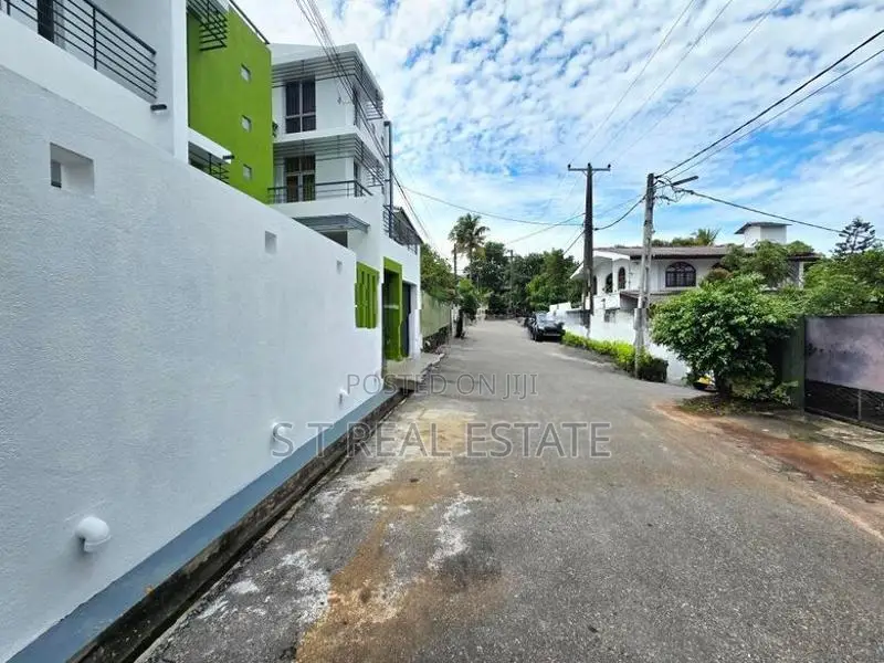 21P Bare Land For Sale In Nawala