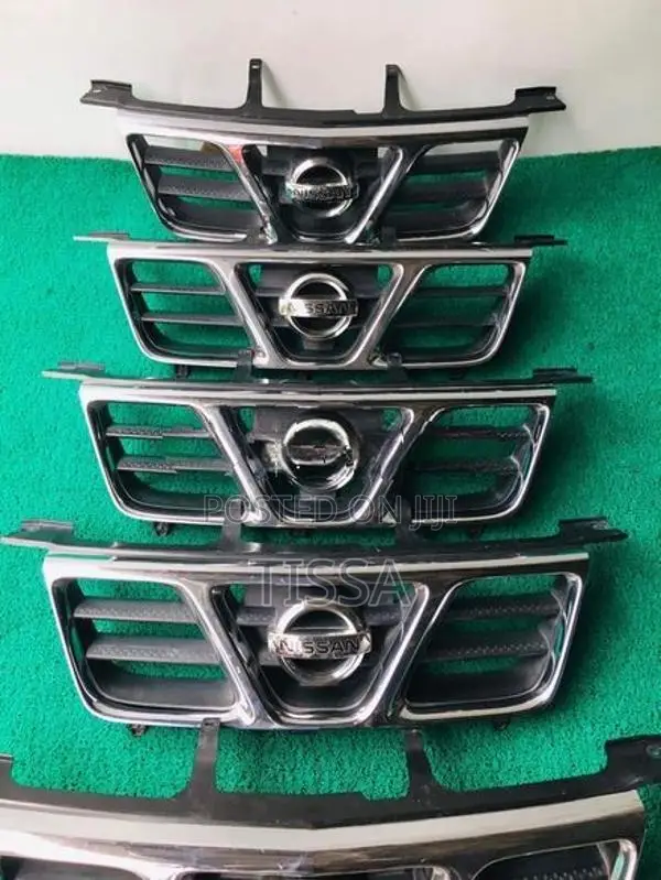 Nissan X Trail T30 Front Grill