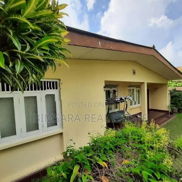 14P – Prime Residential Land with House for Sale in Ethulkotte | SL115
