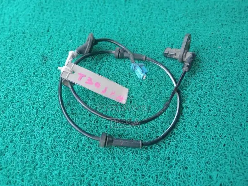 Nissan X Trail T30 Front ABS Sensor