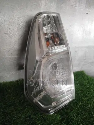 Nissan Dayz (Roox) B21 Tail Lights