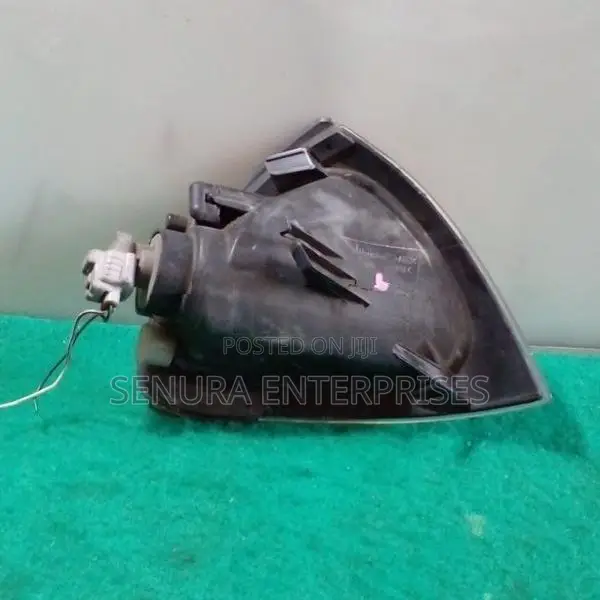 Toyota Caldina St210 Signal Light Lh