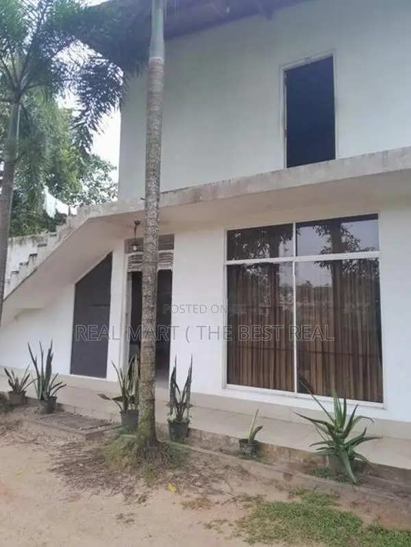 Pannipitiya: 35.5 Perches Residential Land for Sale facing Paddy Field
