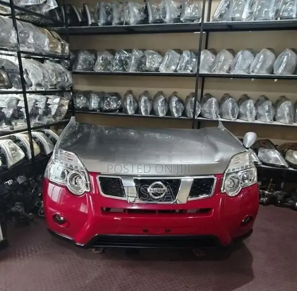 Nissan X Trail T31 Nose Cut