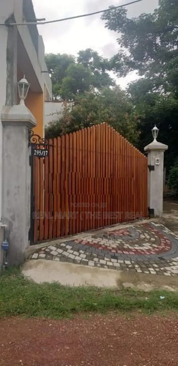 Rajagiriya : 2BR (12P) House for Sale at Kalapaluwawa road