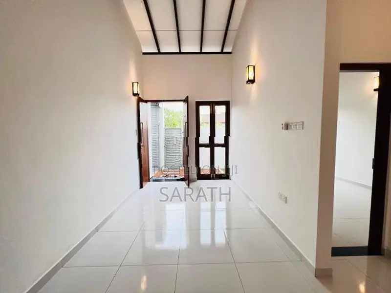 3 Bed With Brand New House Sale Athurugiriya
