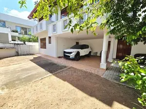 04BR Luxury Three Storey House for Sale in Nugegoda