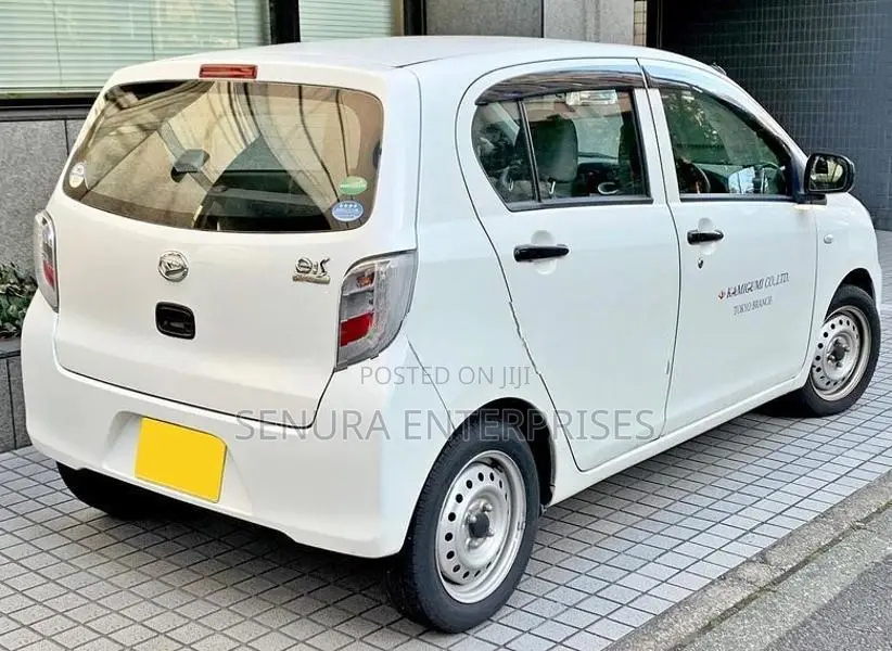 Daihatsu Mira La300 S Tail Light L/h