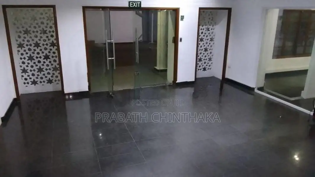 Building for Rent in Colombo 07