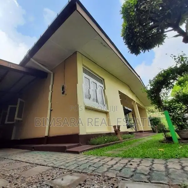 14P – Prime Residential Land with House for Sale in Ethulkotte | SL115