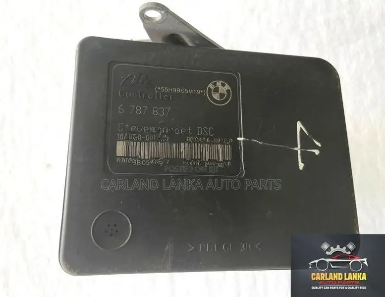 BMW E90 320i 2009 ABS Pump USED