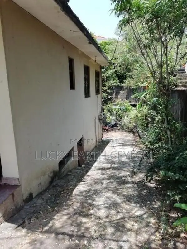 Sale Talawatugoda, Single Story House With Basement (MGS2033)