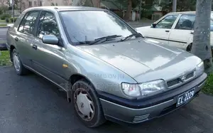 Nissan Pulsar Sentra N14 Signal Light RH