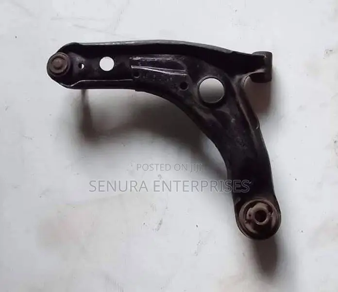 Toyota Vitz KSP90 Lower Arm LH