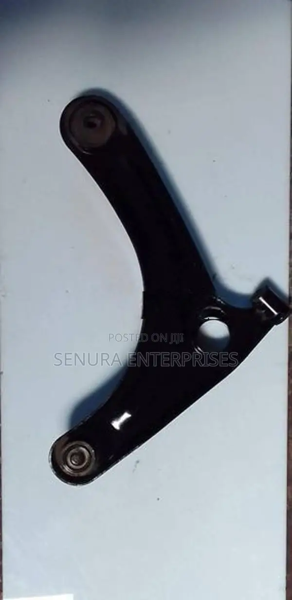 Suzuki Every DA64 Lower Arm Lh