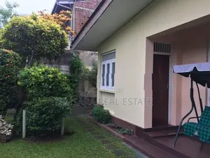 14P – Prime Residential Land with House for Sale in Ethulkotte | SL115