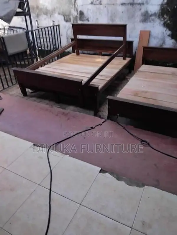 Queen Bed 6ft / 5ft