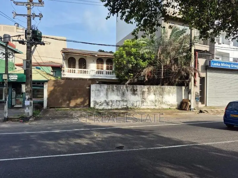 Commercial Land for Sale in Nawala