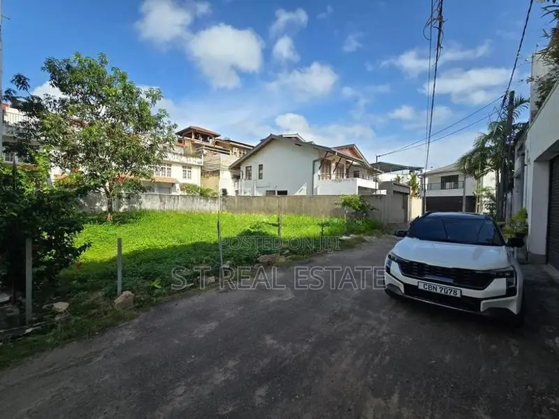 High Residential Bare Land for Sale in Nawala