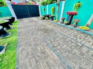 Fully Furnished Luxury Upstairs 4Br House for Sale in Negombo