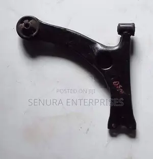 Toyota Prius W20 Lower Arm RH