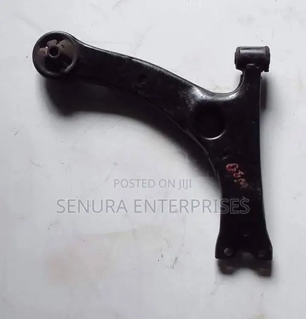 Toyota Prius W20 Lower Arm RH