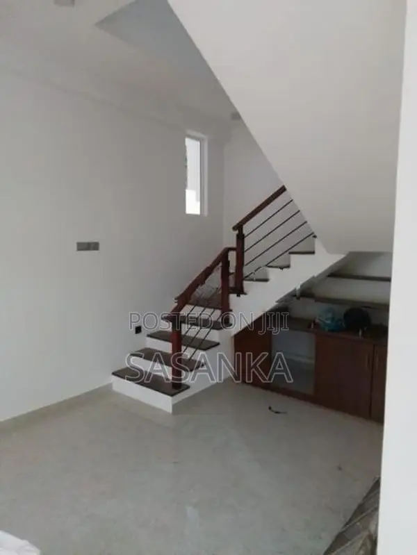 Maharagama Brand New Super Luxury House For Sale
