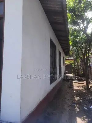 House For Sale In Maharagama Arewwala