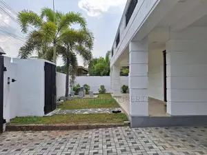 Luxury 2st House for Sale in Nawala