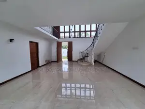 Luxury 2st House for Sale in Nawala