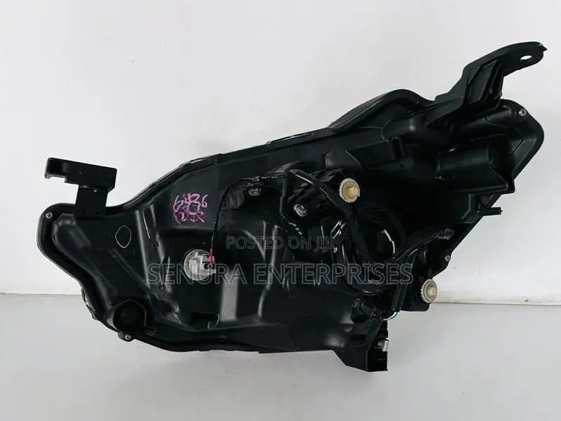 Daihatsu Mira LA350S Head Light R/H