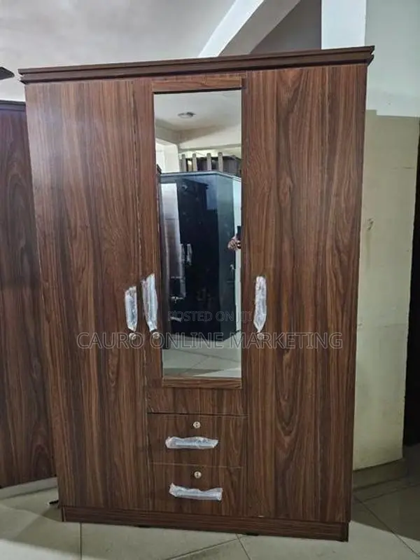 New Melamine 3 Door Cupboard 6*4 Ft Wardrobe mirror