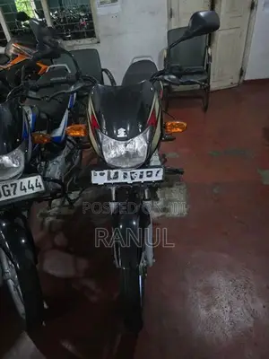 Bajaj CT100 2025