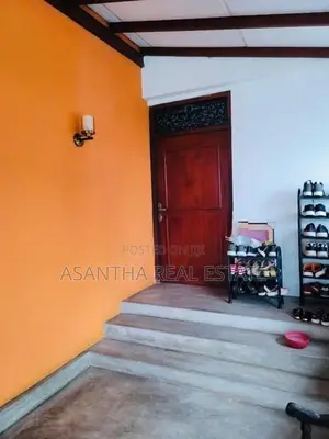 (AF268) 03 Story House With 22 P Sale At Nugegoda