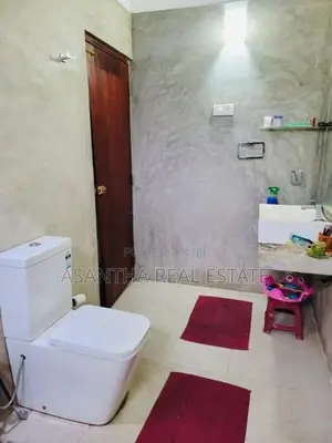 (AF268) 03 Story House With 22 P Sale At Nugegoda