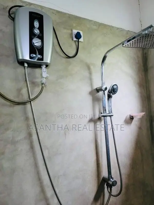 (AF268) 03 Story House With 22 P Sale At Nugegoda