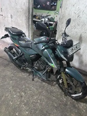 TVS Apache RTR 200 2017