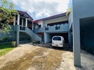 (AFA533) 3 Story House With 22P Sale At Nugegoda