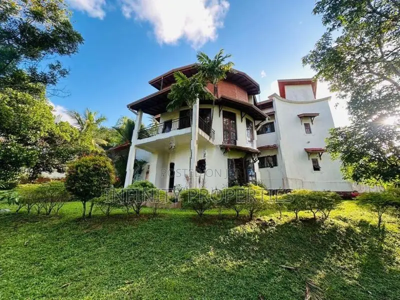 (AFA545) 50.2 p land with 2 story house sale at Thalawathugoda,