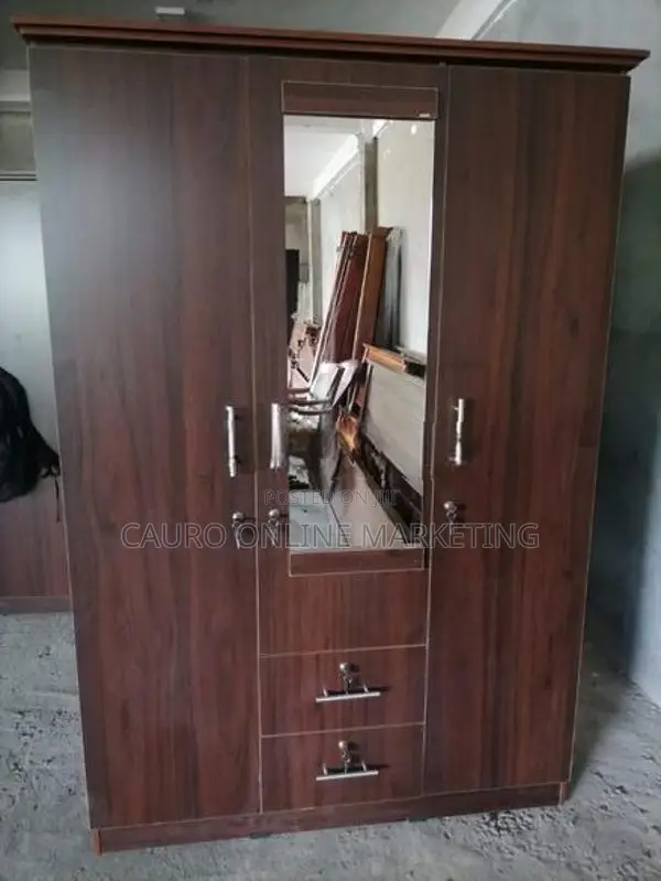 New Melamine 3 Door Cupboard Mirror Wardrobe 6 X 4 Ft
