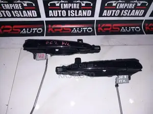 Mazda Demio DE3FS Door Lock