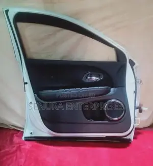 Honda Vezel RU3 Front Door Complete LH