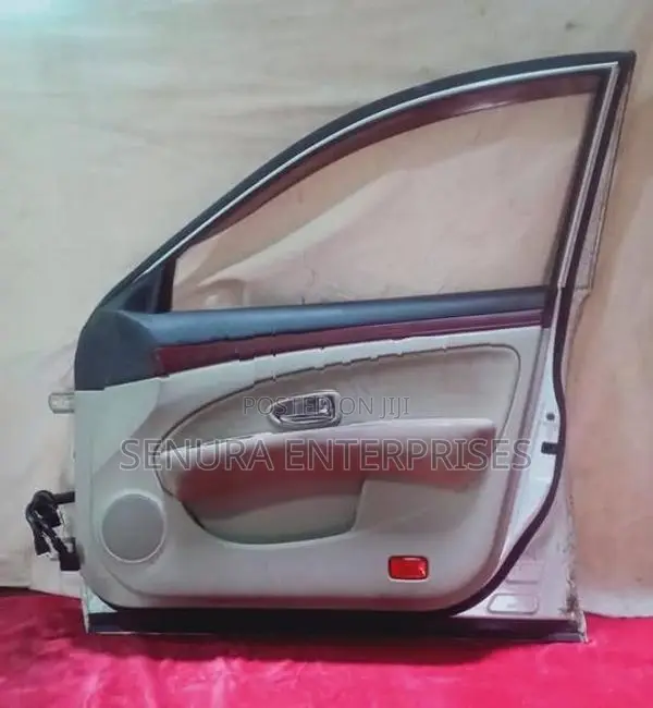 Nissan Bluebird Sylphy Front Door Complete Rh