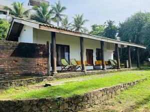 (AFA557) Beach Front A beautiful Single storied Villa Sale At Mathara