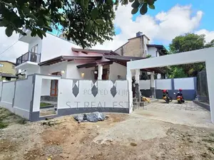 Luxury Two Story House For Sale In Piliyandala Town
